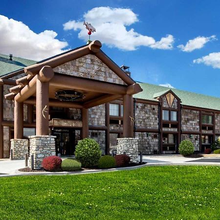 Bass Pro Shops Angler'S Lodge Springfield Bagian luar foto